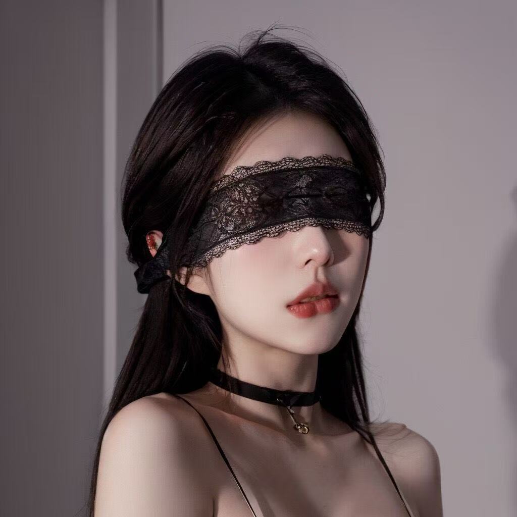 セクシーなレースアイマスク ブラックフローラル目隠し 女性男 - Men Accessories For Party のレビューと価格